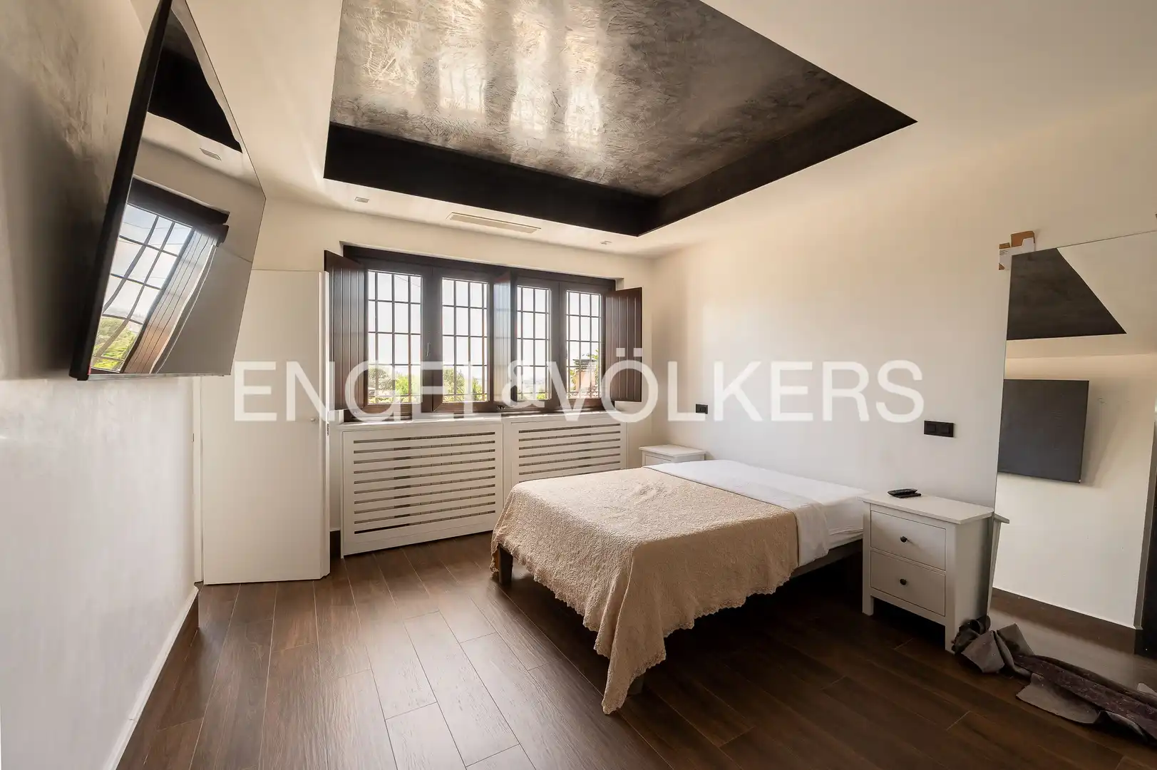 Habitación de Casa o chalet en venta en Villaviciosa de Odón con Aire acondicionado, Calefacción y Jardín privado