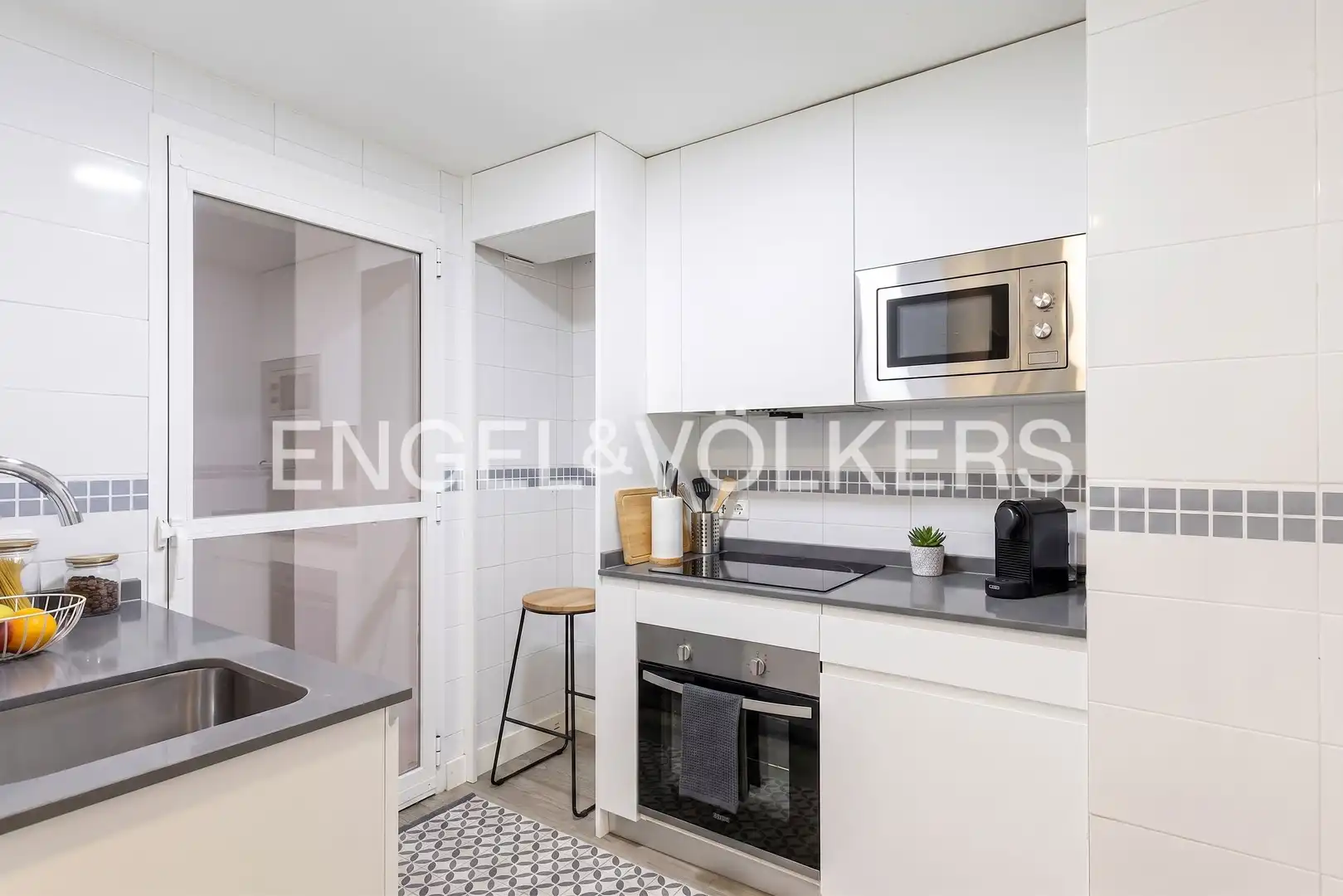 Kitchen of Flat for sale in Alcobendas  with Heating, Storage room and Swimming Pool