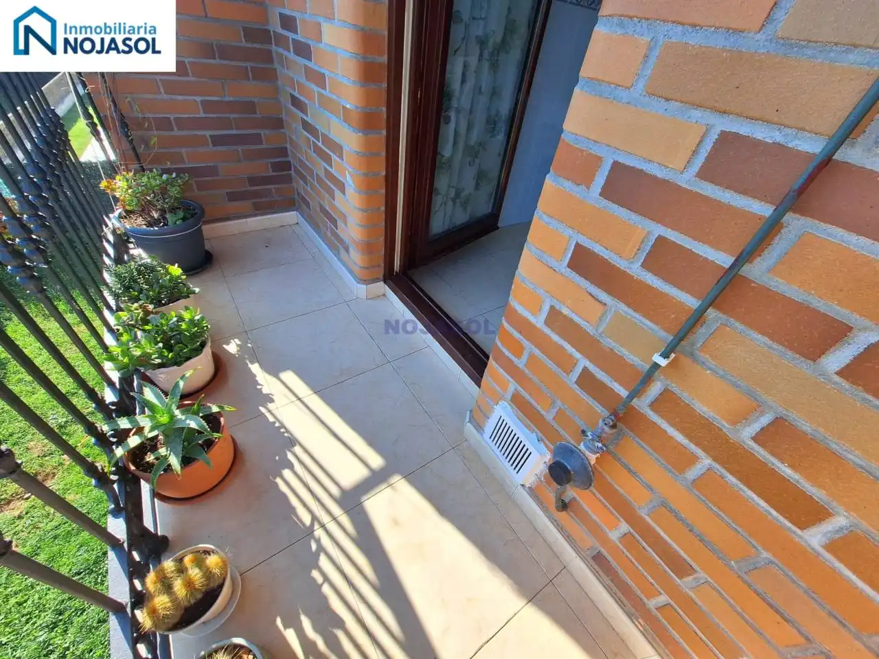 Appartement compact avec piscine à louer à Avenida Ris 32, imagen 33