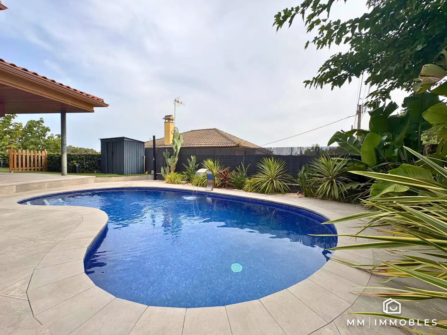 Piscina de Casa o xalet en venda en Lliçà d'Amunt amb Aire condicionat, Calefacció i Jardí privat
