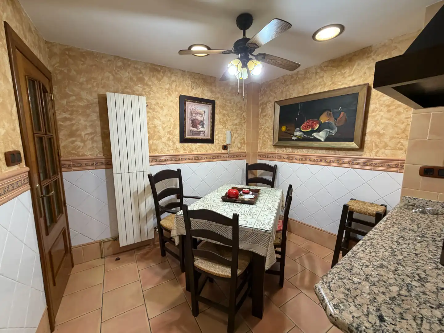 Kitchen of Houses for sale in Úbeda  with Air Conditioner, Heating and Storage room