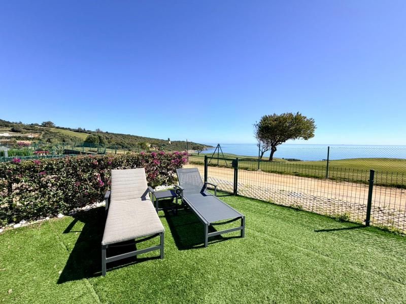 Garten von Wohnung zur Miete in La Alcaidesa mit Klimaanlage, Heizung und Privatgarten