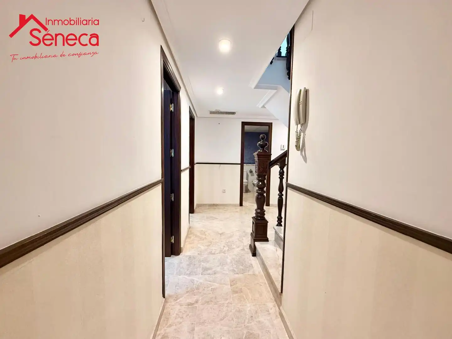 Maisonette zum Verkauf in  Córdoba Capital mit Klimaanlage, Heizung und Terrasse