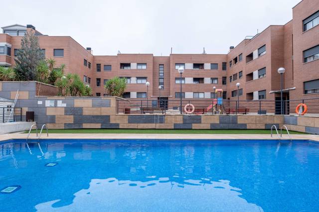Piso en Venta en Calle SANTA ISABEL DE ARAGON, 4 en Cadrete