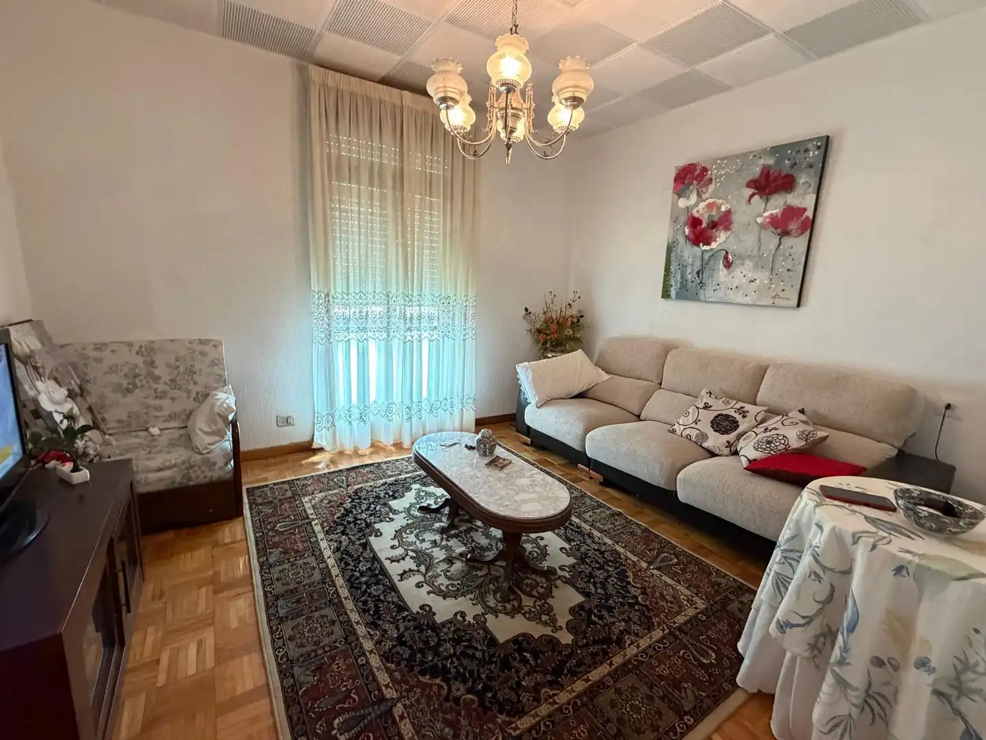 Sala d'estar de Casa adosada en venda en Castro Caldelas amb Calefacció, Jardí privat i Terrassa
