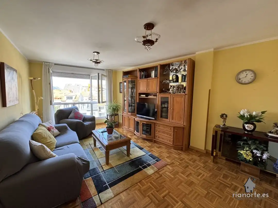 Living room of Flat for sale in Ribadesella  with Heating, Terrace and Furnished