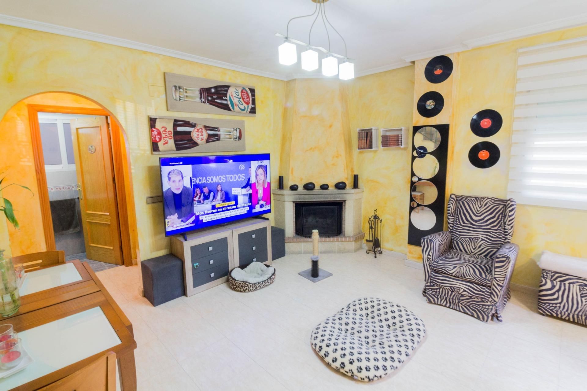 Sala de estar de Casa adosada en venta en Redován con Jardín privado, Terraza y Balcón