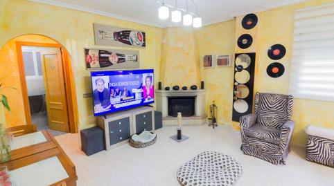 Foto 3 de Casa adosada en venda a Redován, Alicante