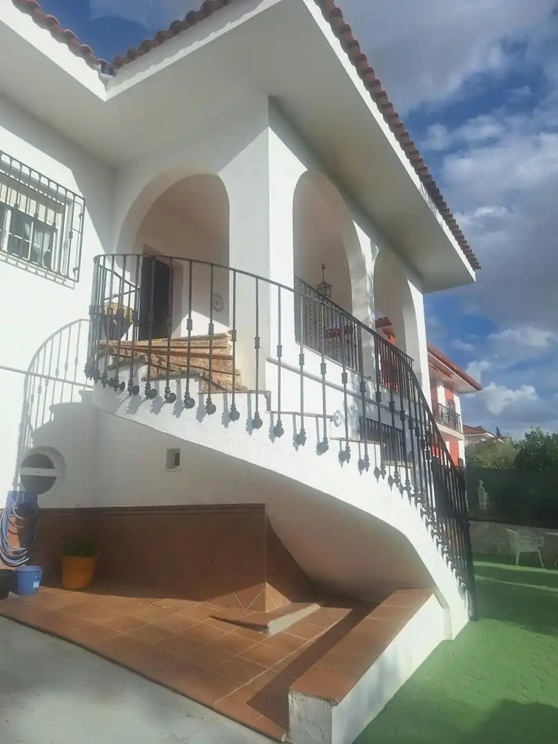 Balcony of Houses for sale in Almendralejo, Badajoz