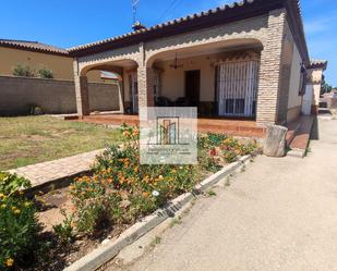 Exterior view of House or chalet for sale in Chiclana de la Frontera  with Air Conditioner, Private garden and Terrace