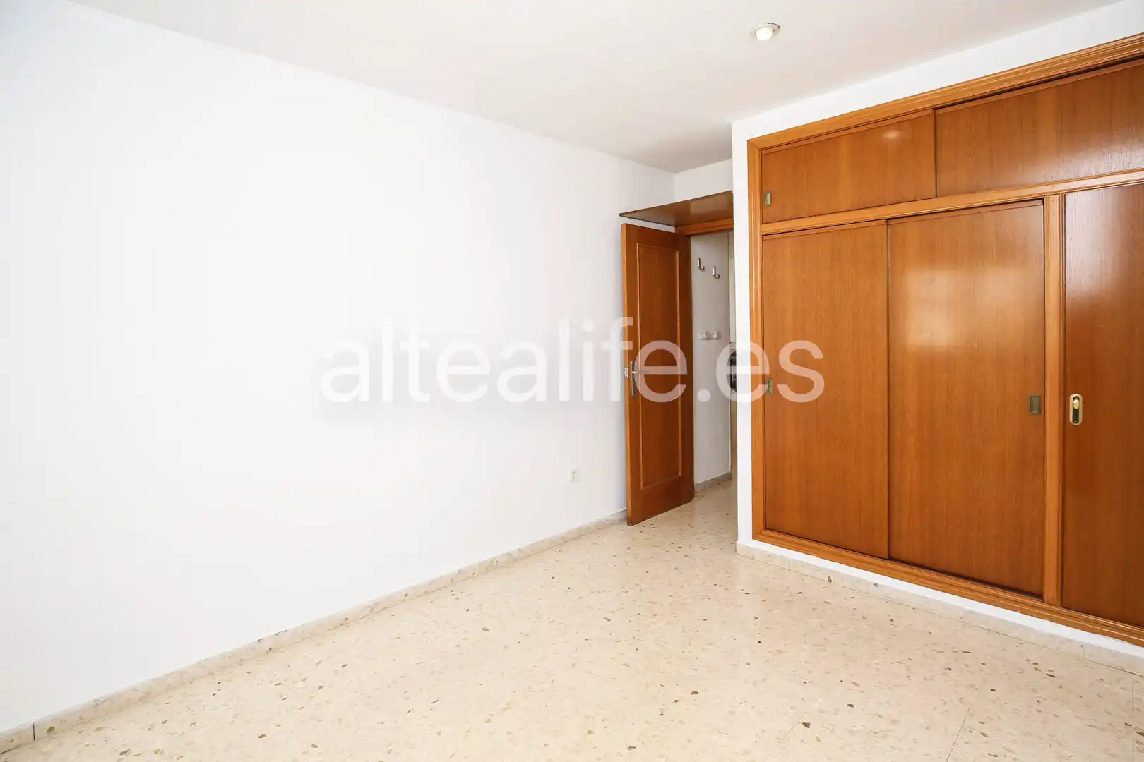 Habitación de Apartamento de alquiler en Altea con Aire acondicionado, Terraza y Trastero