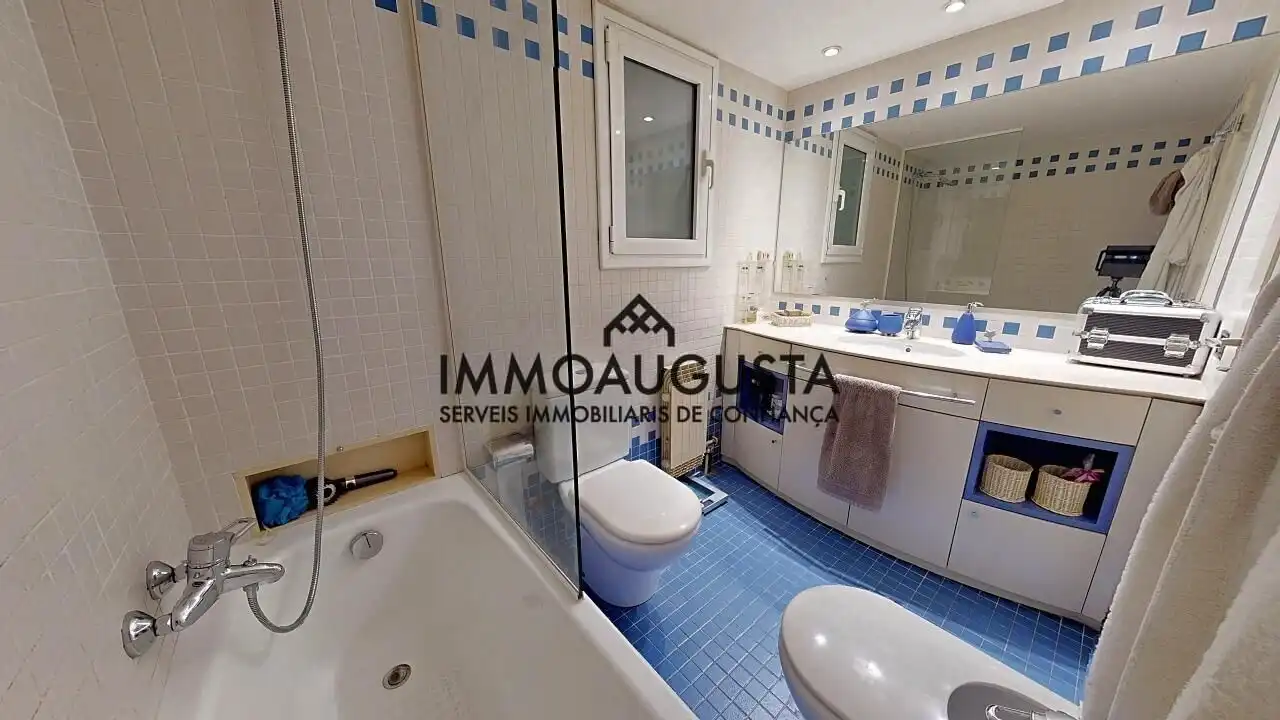 Piso en venta en Sant Gervasi- Galvany