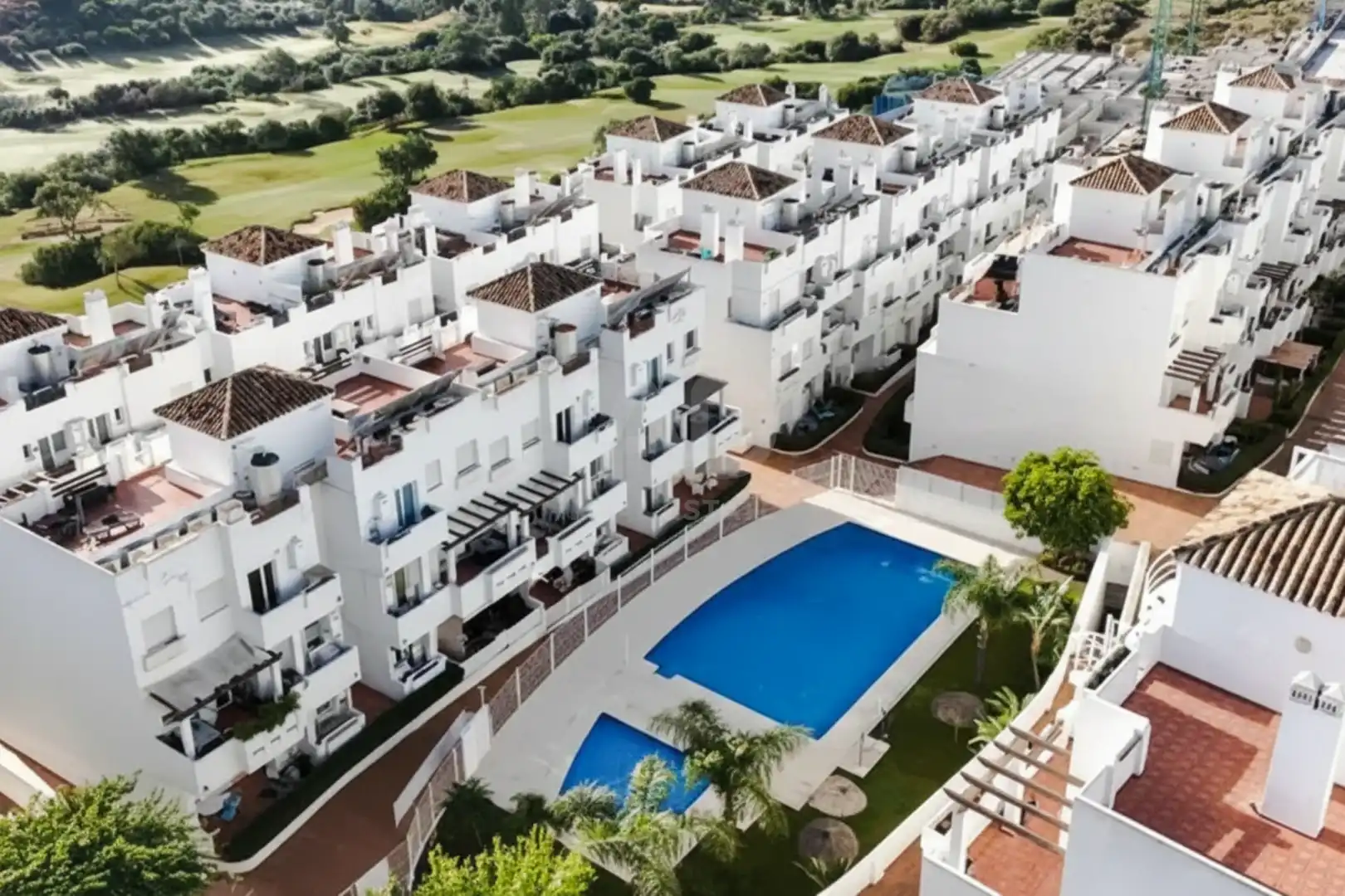 Exterior view of Flat for sale in Estepona  with Air Conditioner, Heating and Terrace