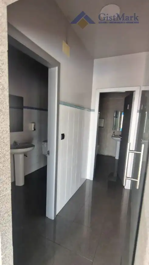 Bathroom of Industrial buildings for rent in Vigo   with Heating and Alarm