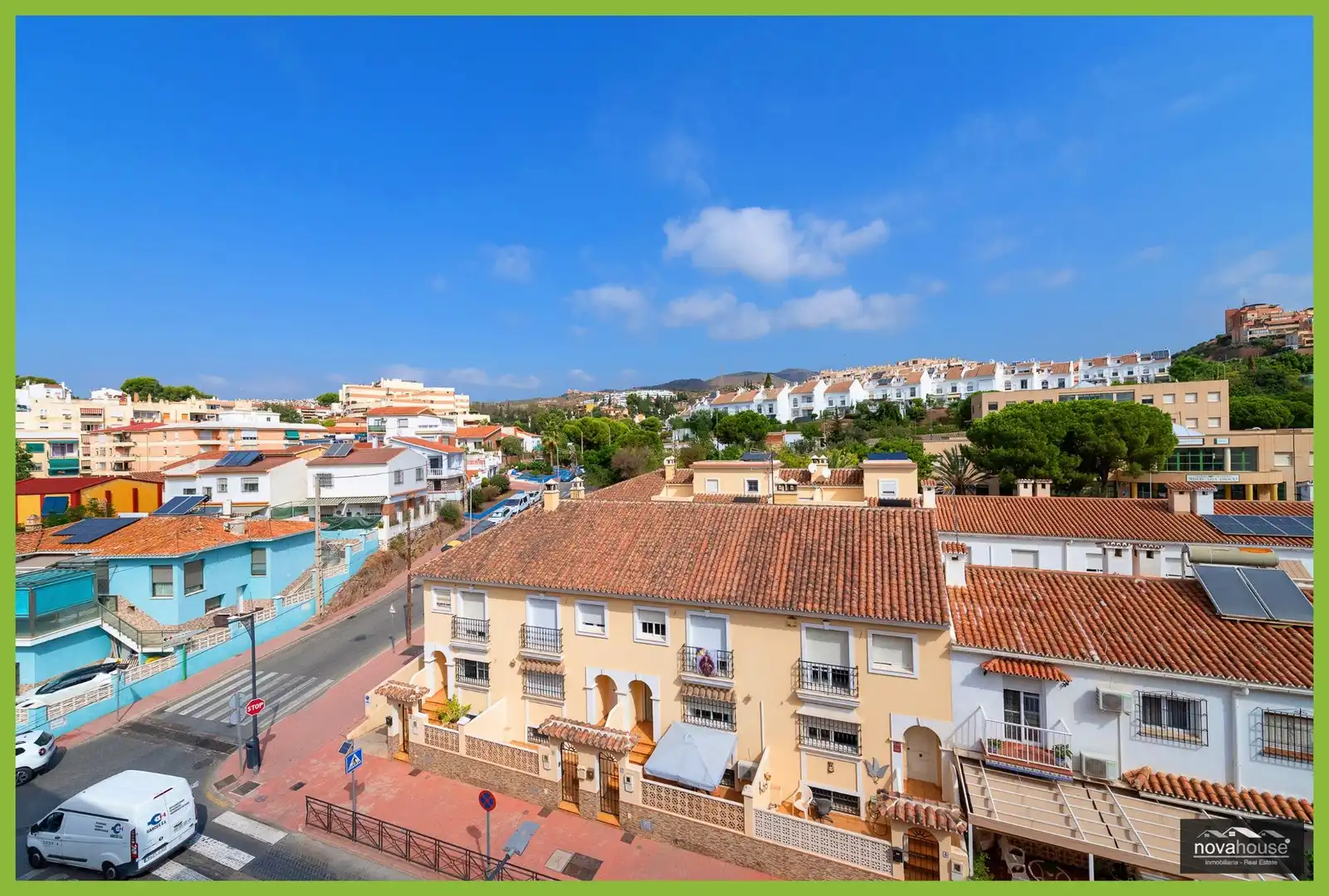 Exterior view of Flat for sale in Rincón de la Victoria  with Air Conditioner, Terrace and Alarm