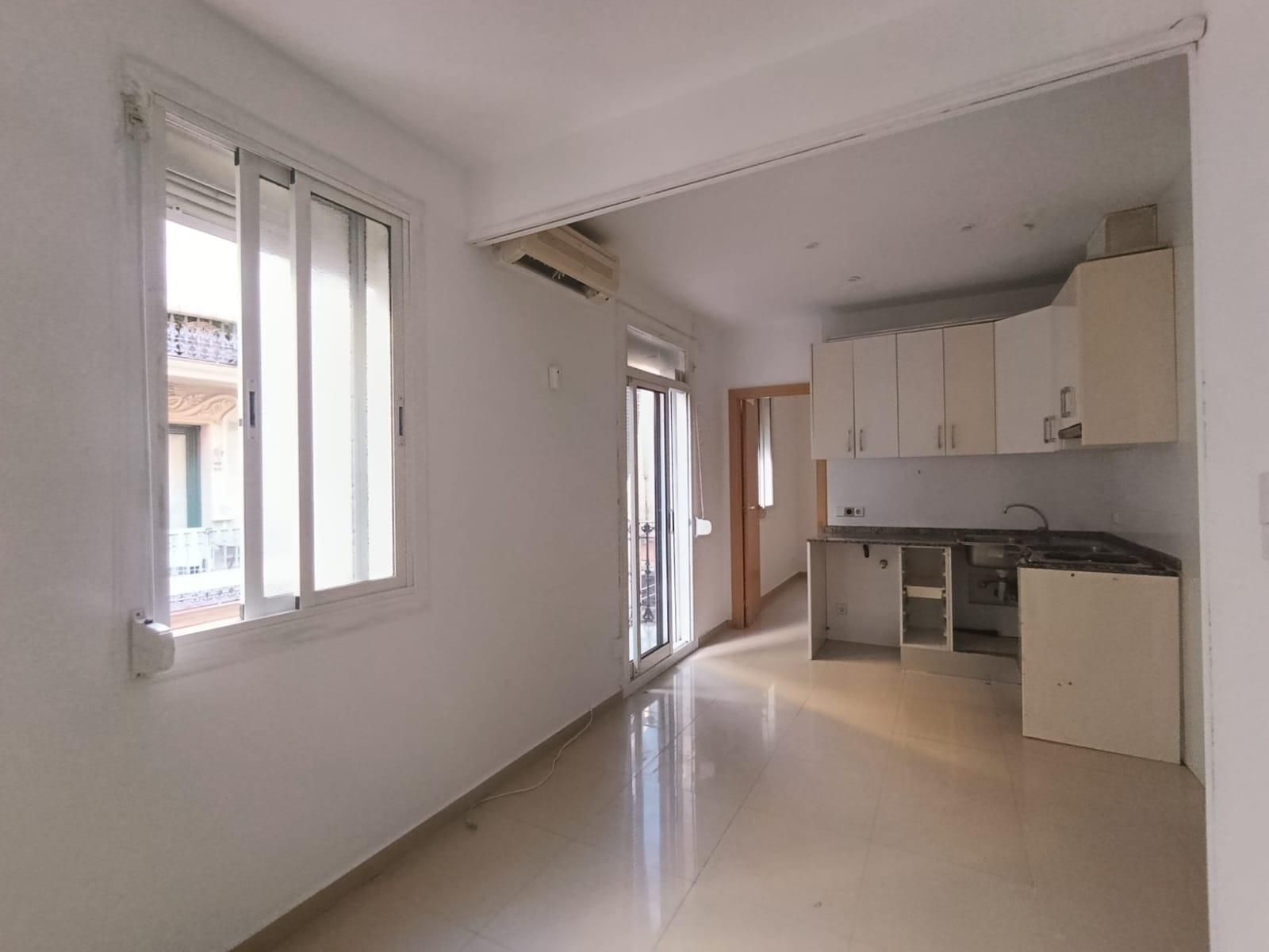 Kitchen of Flat for sale in  Barcelona Capital  with Balcony