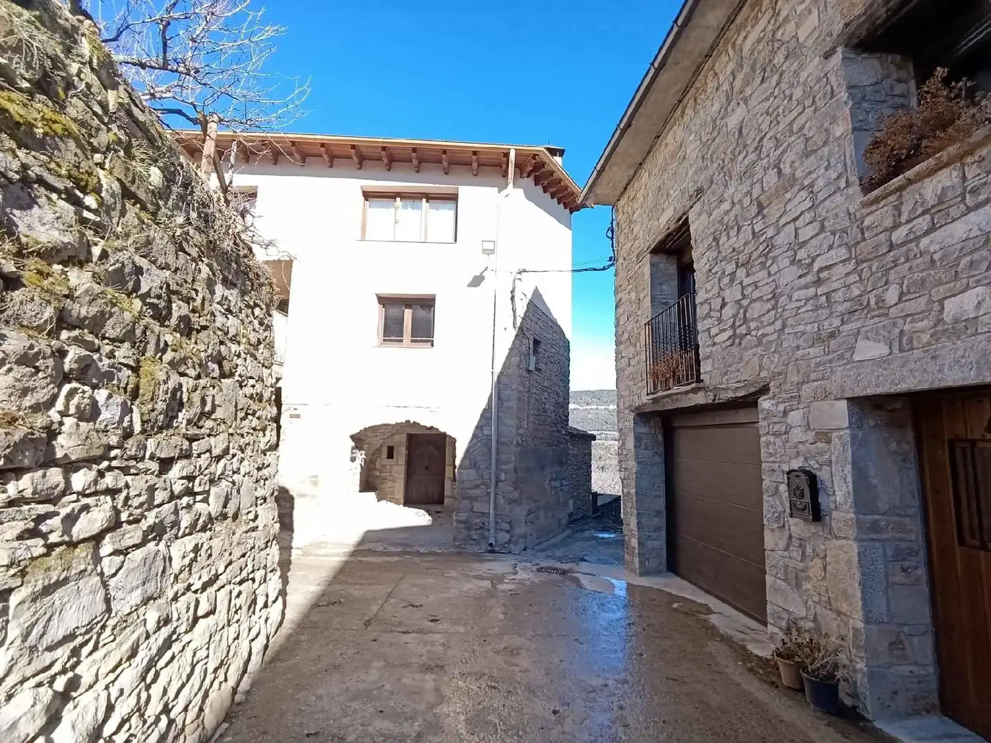Vista exterior de Casa o xalet en venda en Graus amb Calefacció, Jardí privat i Traster