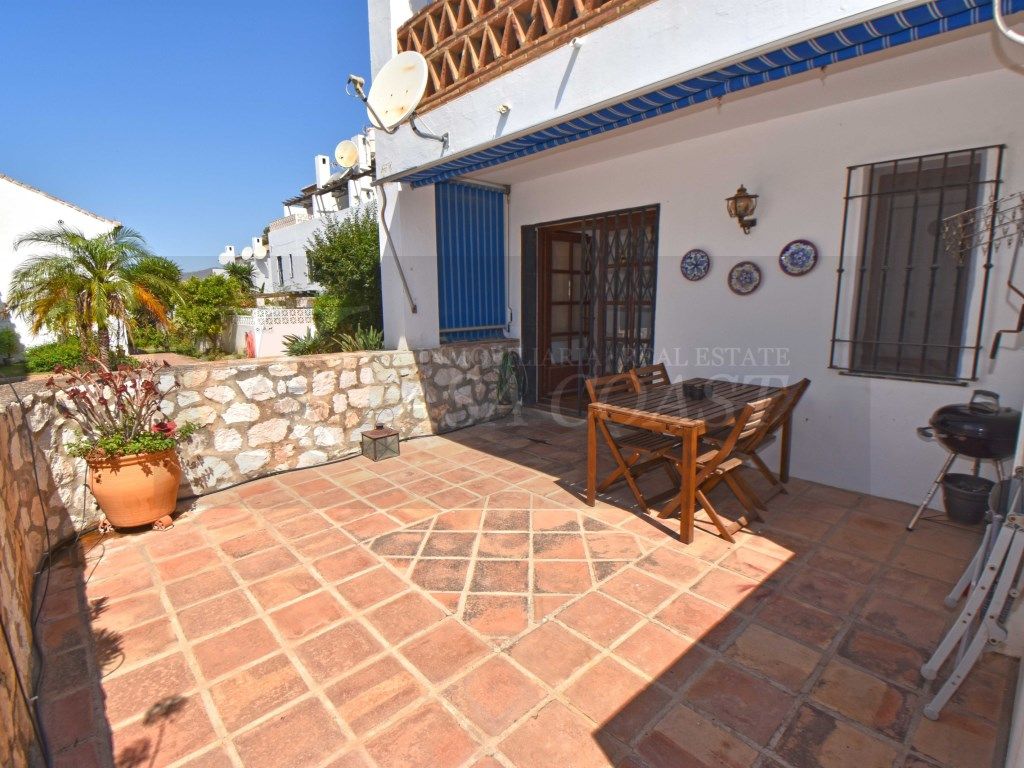 Exterior view of Flat for sale in Mijas  with Air Conditioner, Private garden and Terrace