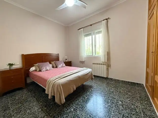 Dormitori de Casa o xalet en venda en Xàtiva amb Aire condicionat, Calefacció i Jardí privat