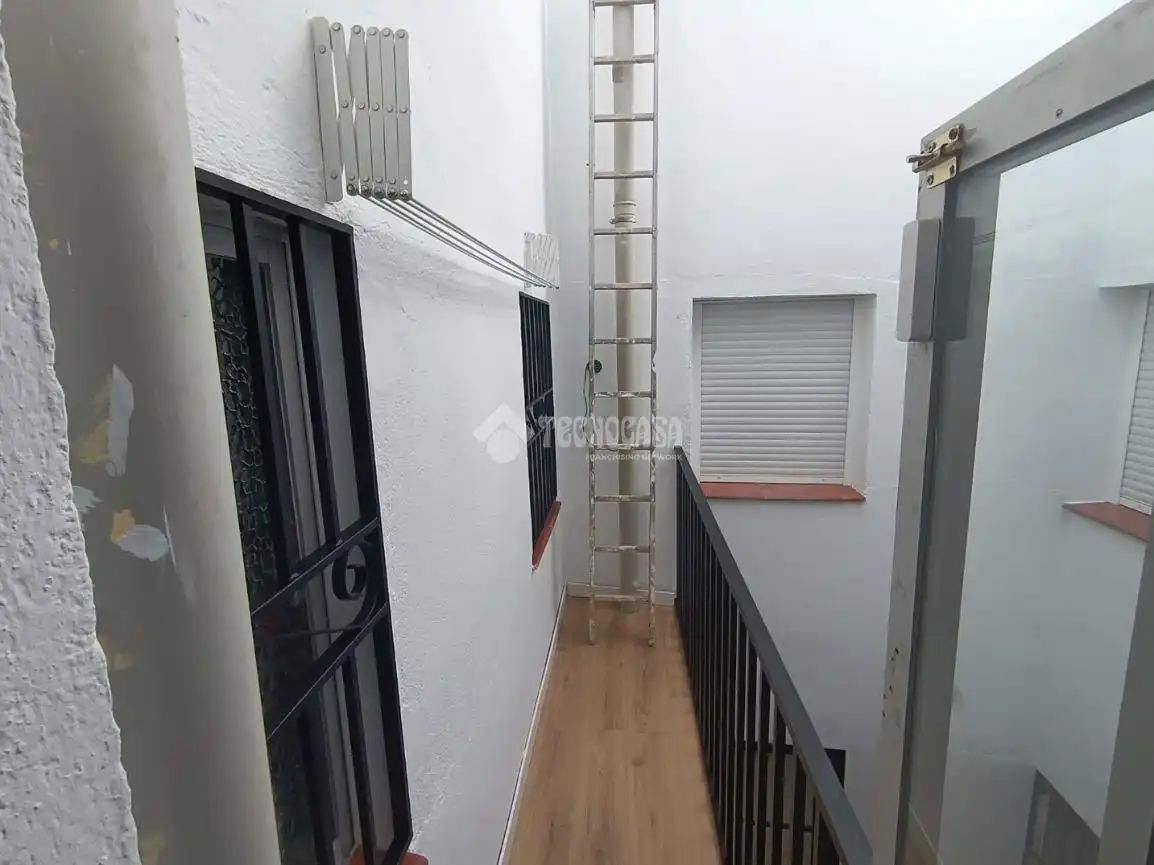 Terrasse von Wohnung zur Miete in Calera y Chozas mit Balkon