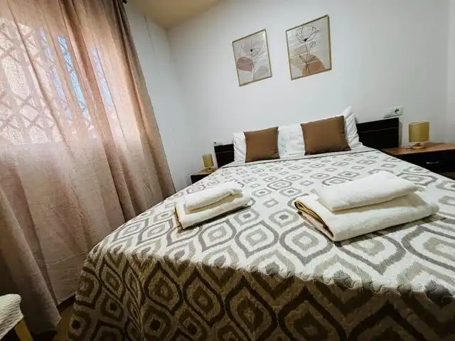 Habitación de Apartamento de alquiler en Águilas con Amueblado