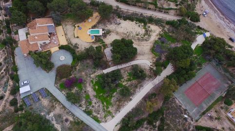 MAGNIFICA Y EXCLUSIVA VILLA DE LUJO A PIE DE PLAYA CON GRANDISIMA PARCELA ENTRE ALICANTE Y BENIDORM