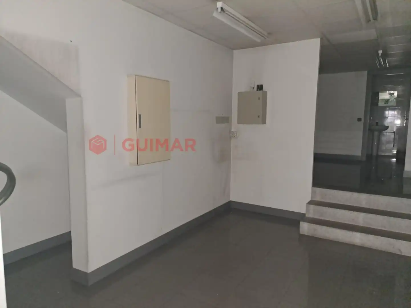 Business premises for sale in L´Hospitalet de Llobregat - Calle PUJOS DE, imagen 5