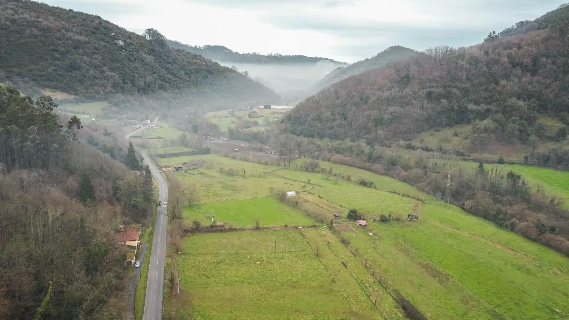 Vista exterior de Casa o chalet en venta en Oviedo  con Calefacción, Jardín privado y Terraza