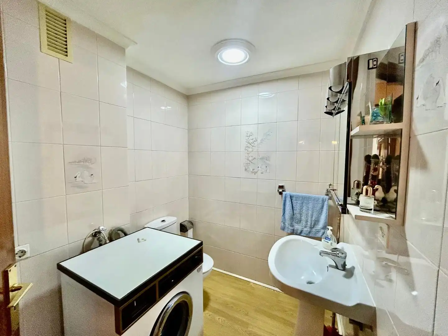 Bathroom of Flat for sale in La Bañeza   with Heating and Terrace