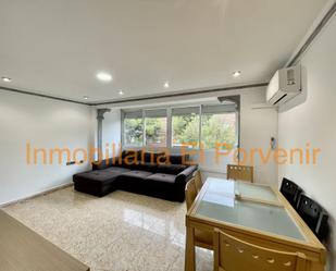 Living room of Flat to rent in Torrent  with Air Conditioner and Balcony