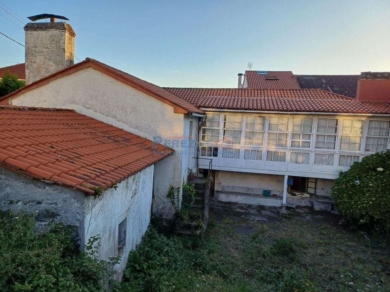 Exterior view of House or chalet for sale in Neda  with Private garden