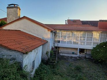 Casa con giardino in vendita a Neda