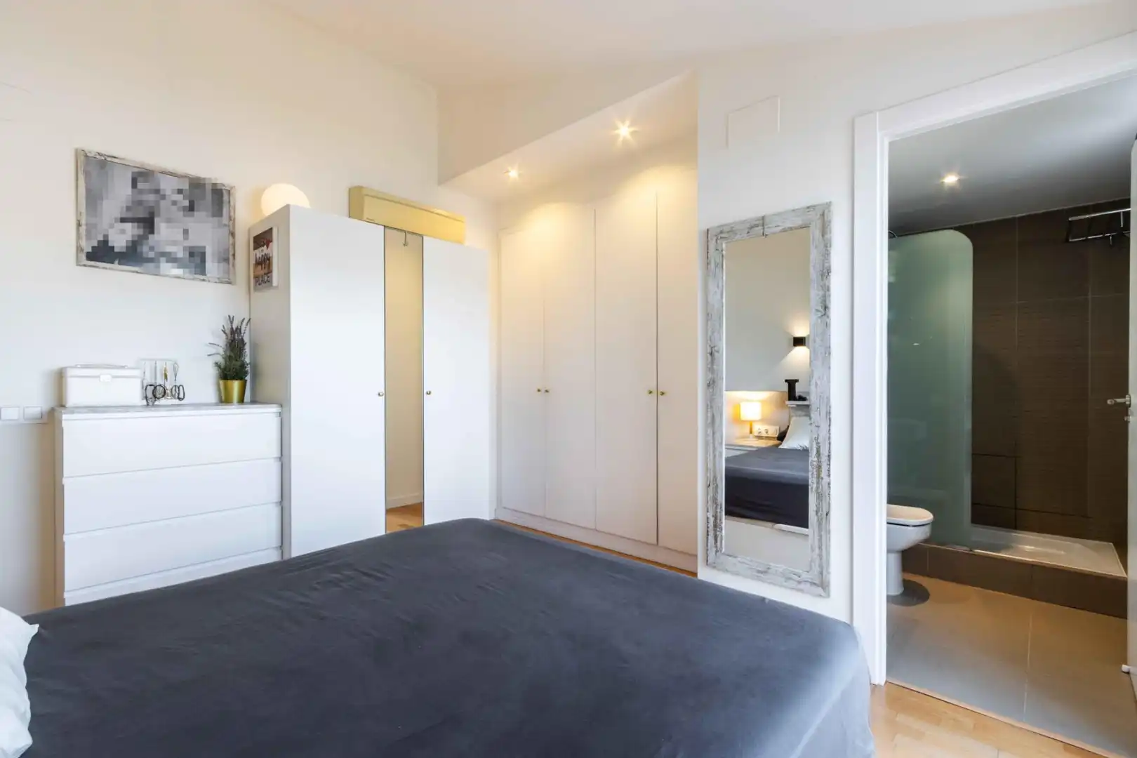 Habitación de Ático en venta en Sabadell con Aire acondicionado, Calefacción y Parquet
