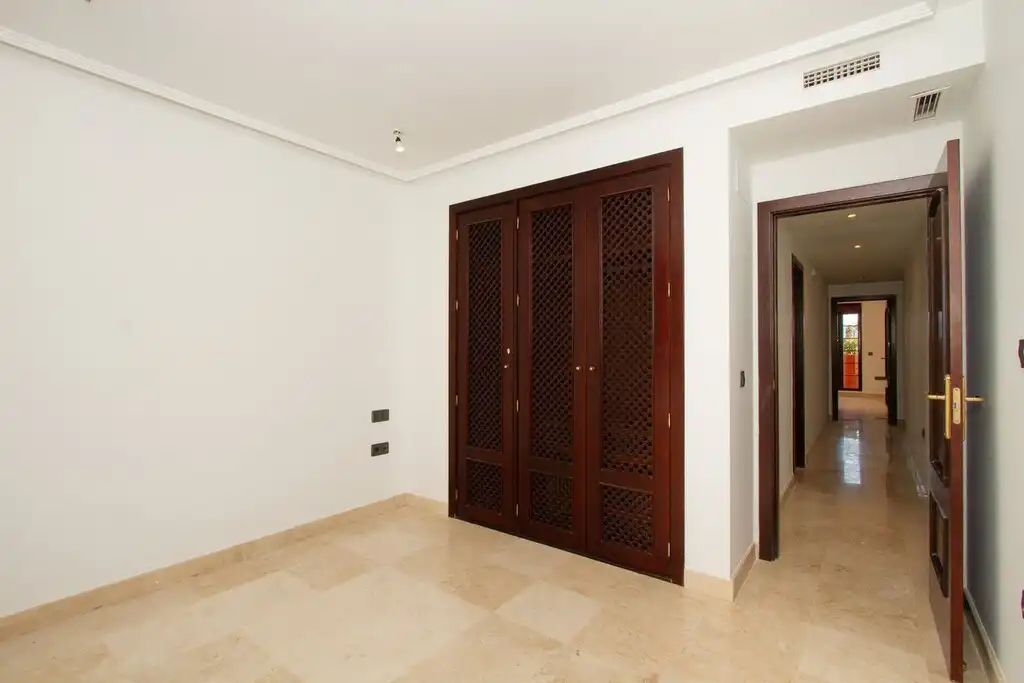 Bajo con piscina en venta en La Mairena, imagen 13