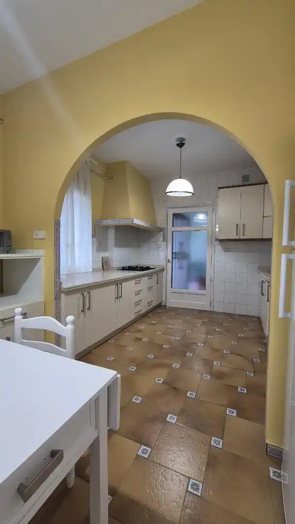 Cuina de Pis de lloguer en Úbeda amb Traster i Balcó
