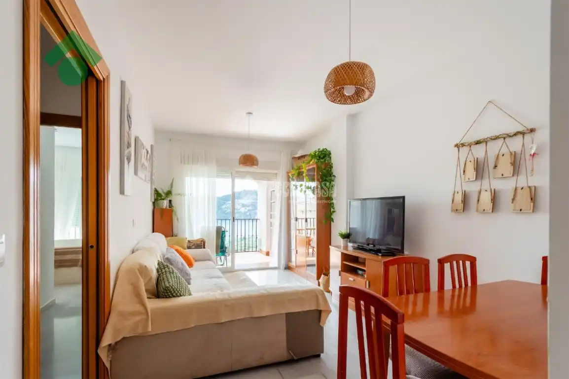 Sala d'estar de Dúplex en venda en Almuñécar amb Aire condicionat i Terrassa