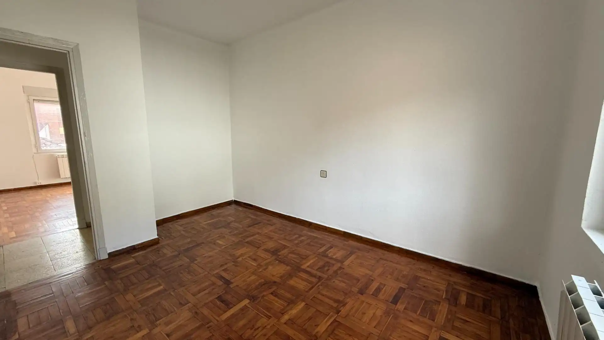 Bedroom of Flat for sale in Aller  with Terrace