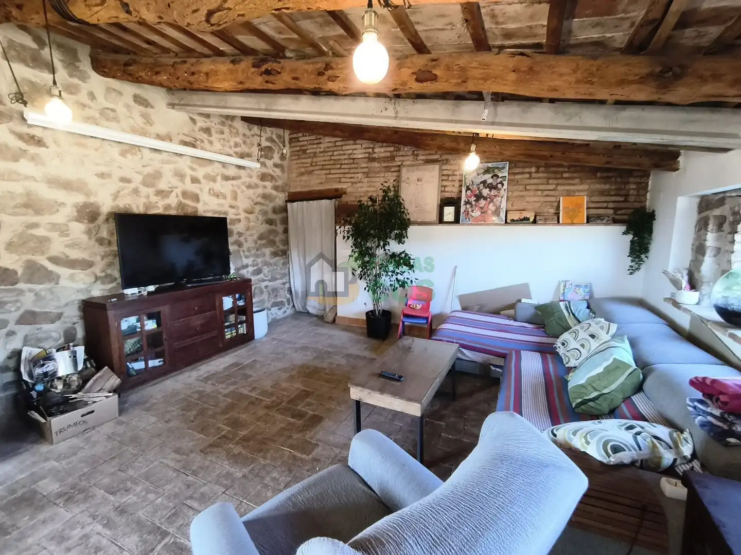Sala d'estar de Casa o xalet en venda en Igualada amb Jardí privat, Terrassa i Balcó