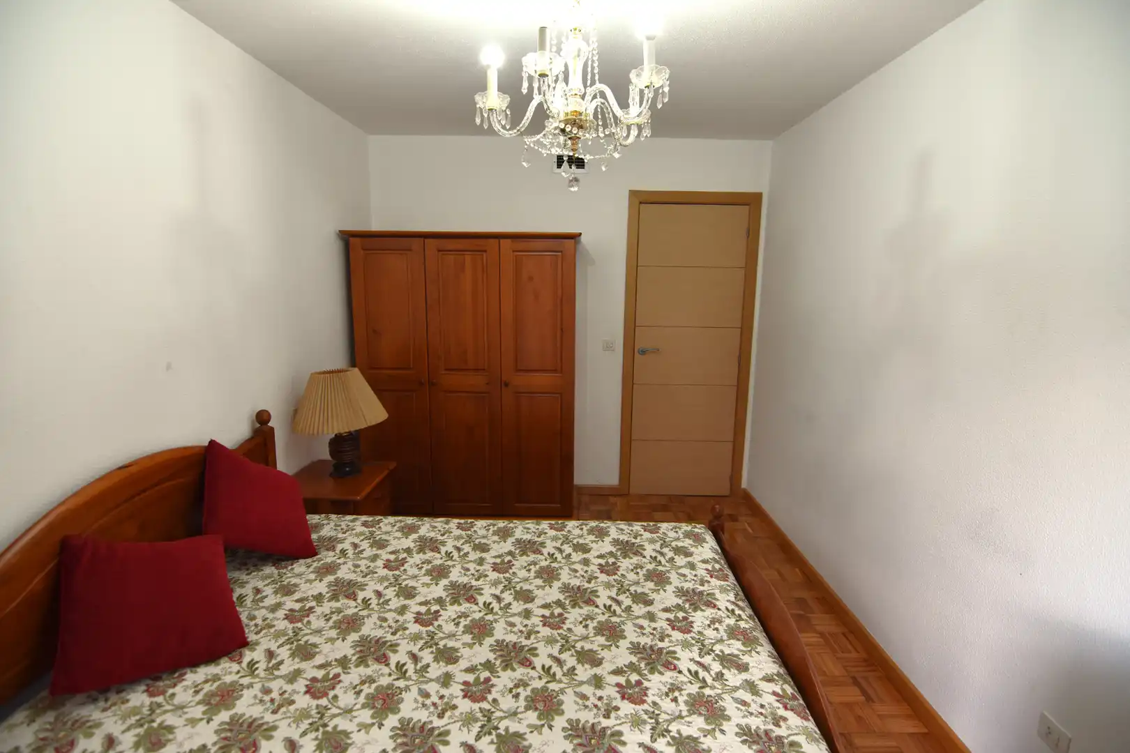 Habitación de Piso en venta en A Coruña Capital  con Calefacción, Parquet y Trastero