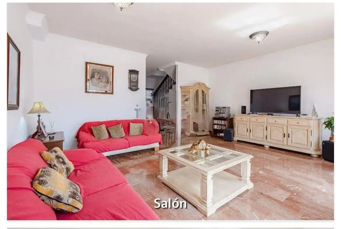 Casa con piscina en venta en Casco Urbano, imagen 5