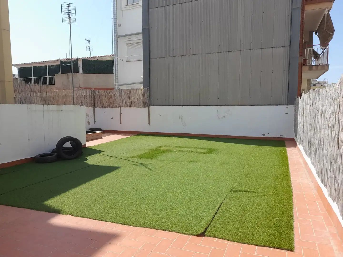 Terraza de Oficina de alquiler en El Centre