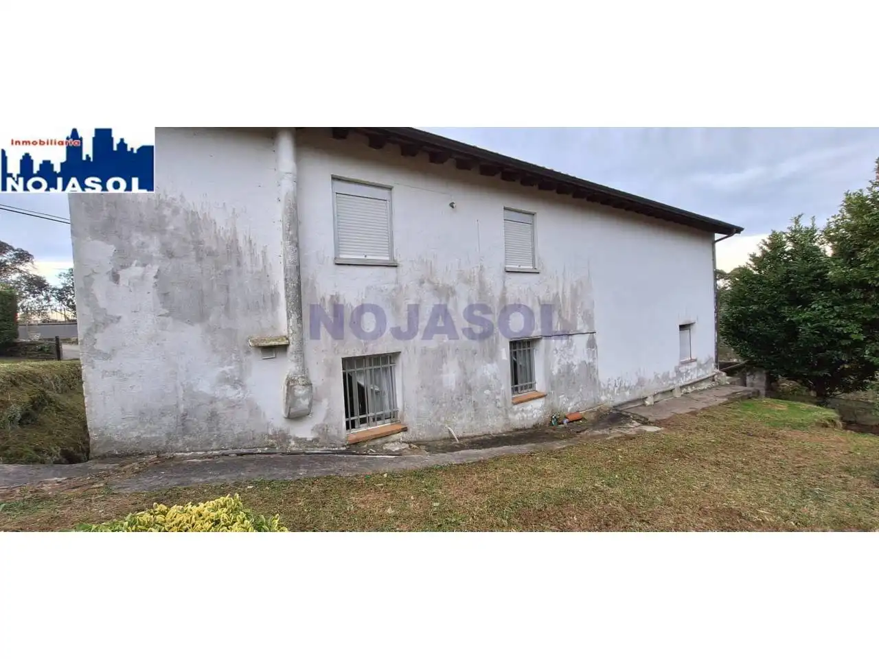Exterior view of Houses for sale in Bareyo  with Private garden and Furnished