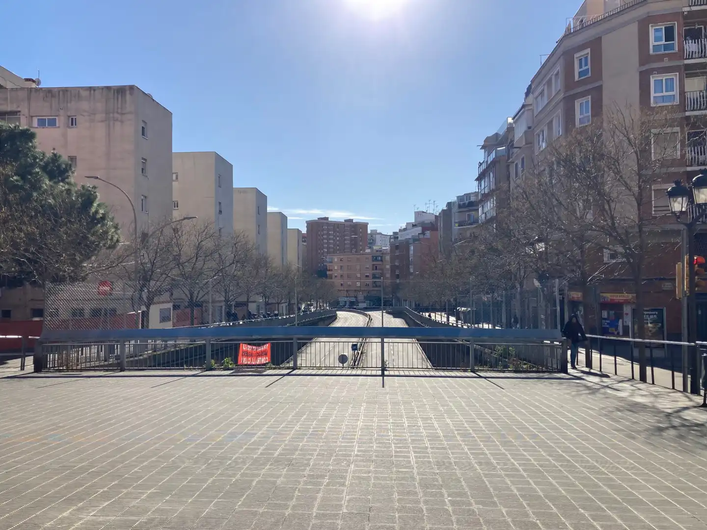 Außenansicht von Wohnung zum Verkauf in L'Hospitalet de Llobregat mit Klimaanlage und Heizung