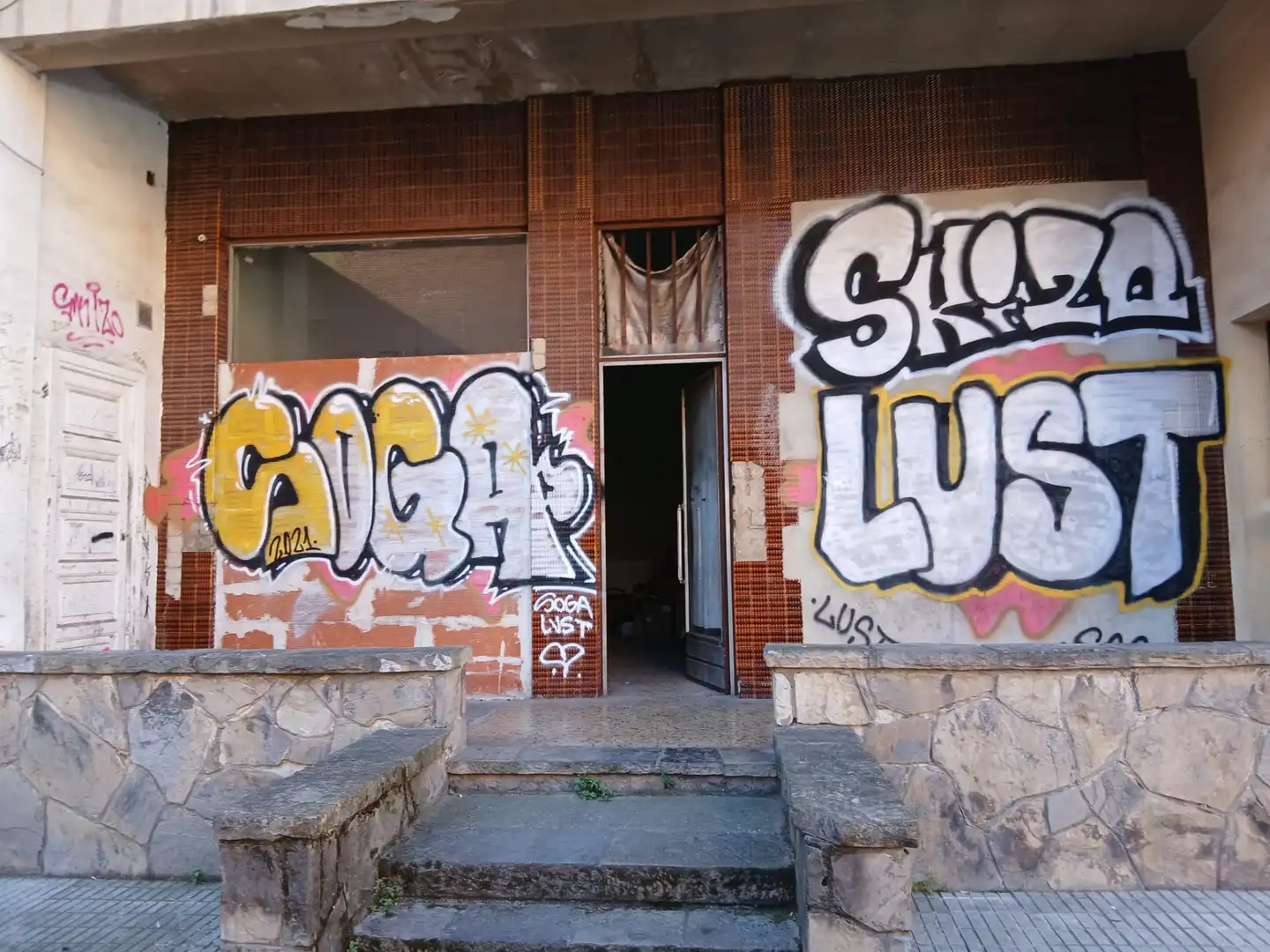 Gewerbefläche zum Verkauf in Calle del Bierzo, imagen 3