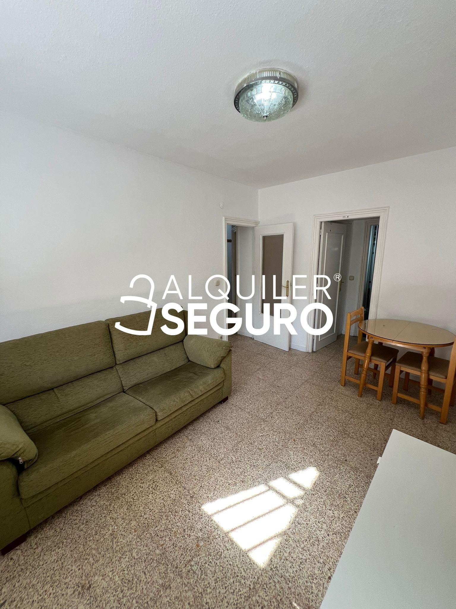 Living room of Flat to rent in  Madrid Capital
