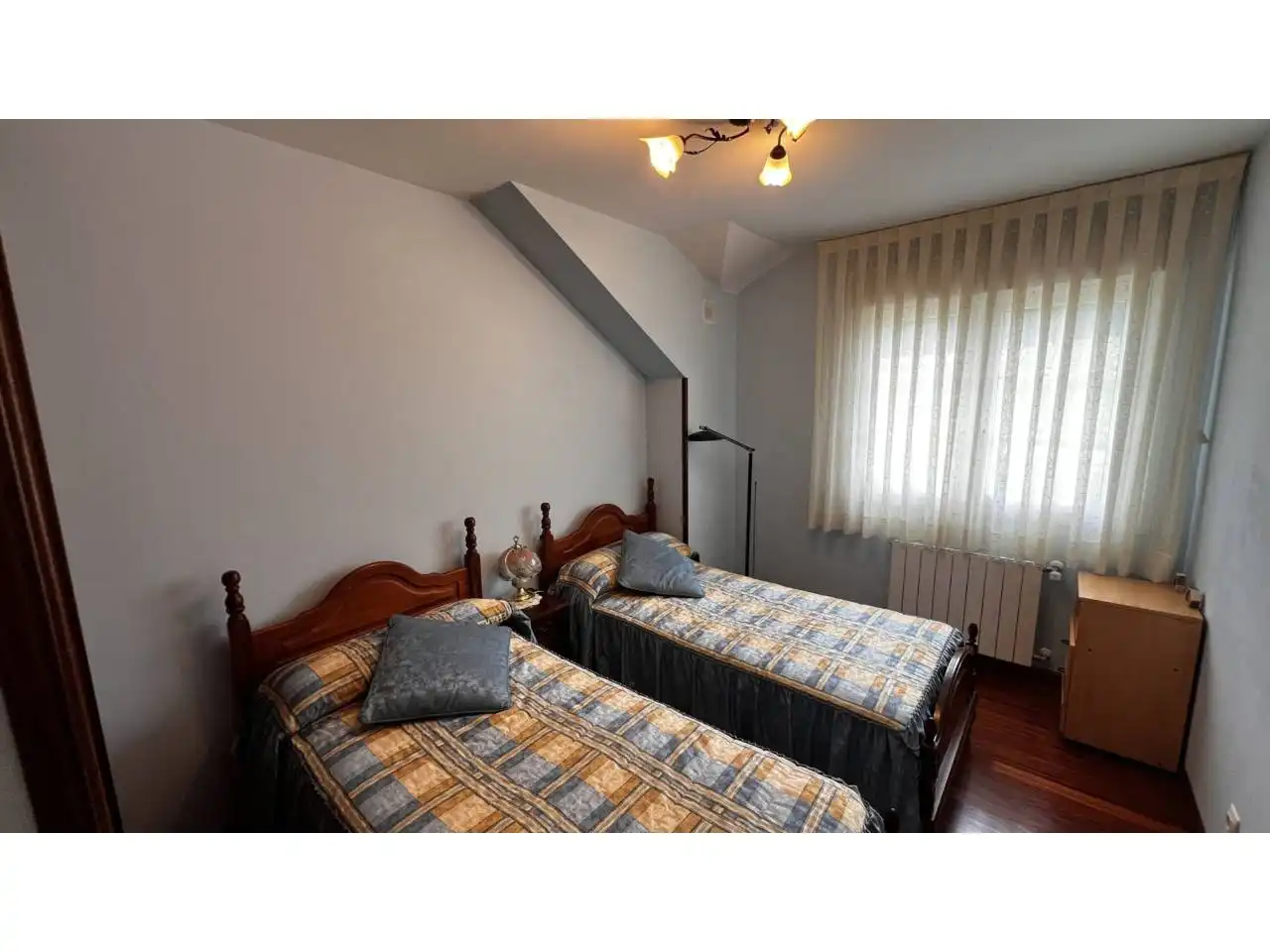 Bedroom of Detached homes for sale in Espinosa de los Monteros  with Heating, Private garden and Terrace