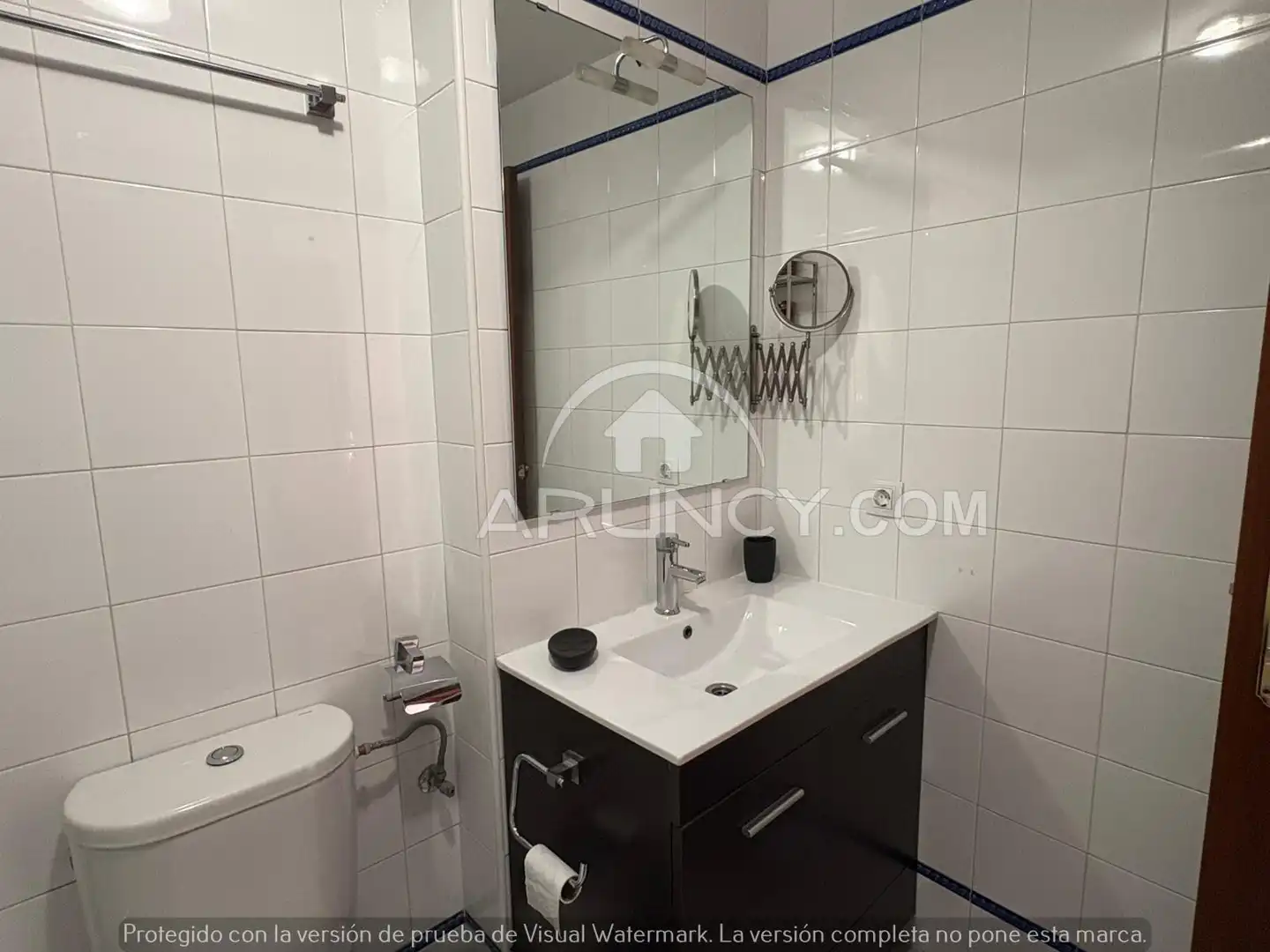 Baño de Piso en venta en Alcalá de Guadaira con Aire acondicionado, Calefacción y Amueblado