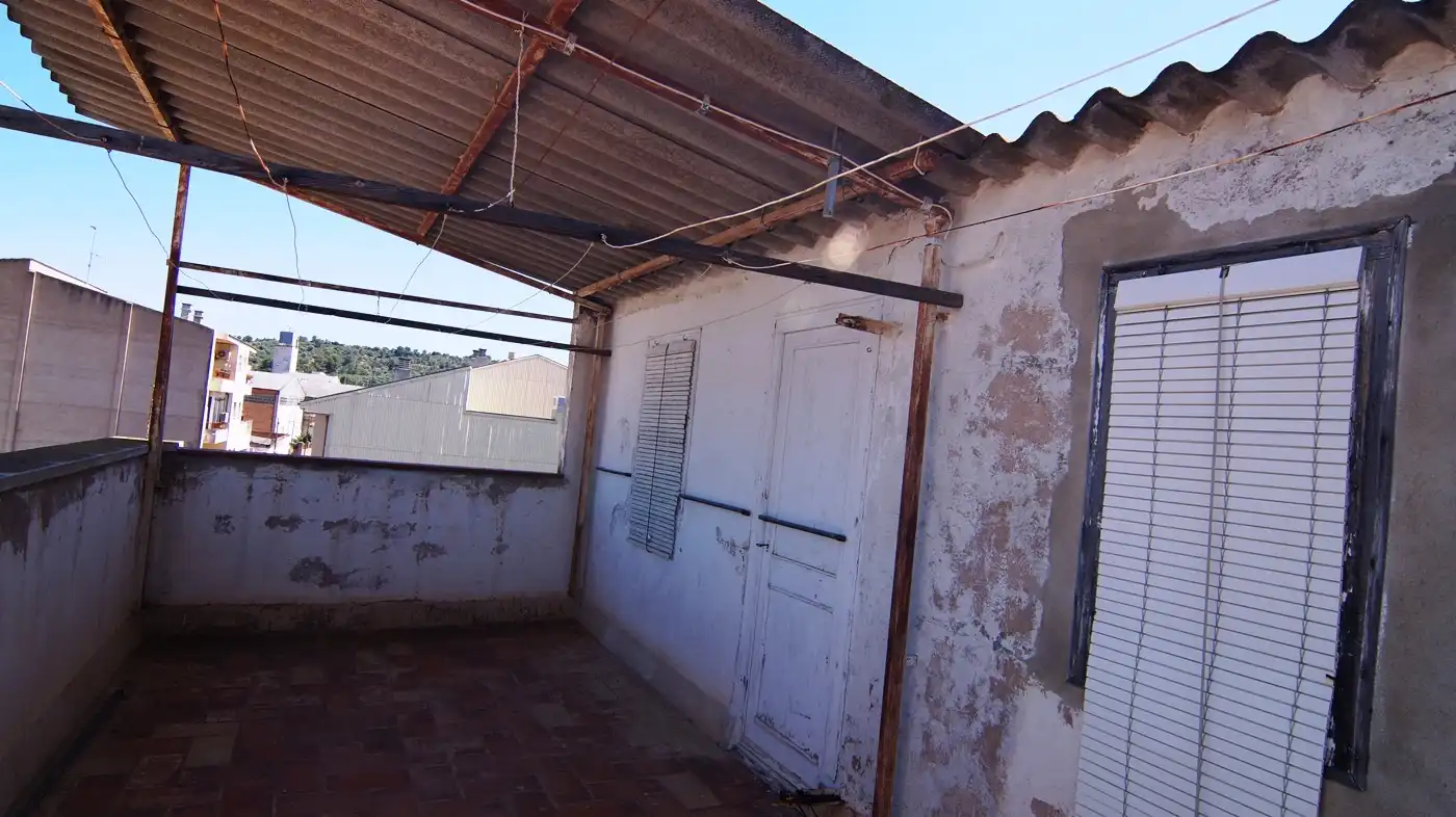 Terrassa de Casa adosada en venda en Móra la Nova amb Calefacció, Terrassa i Moblat