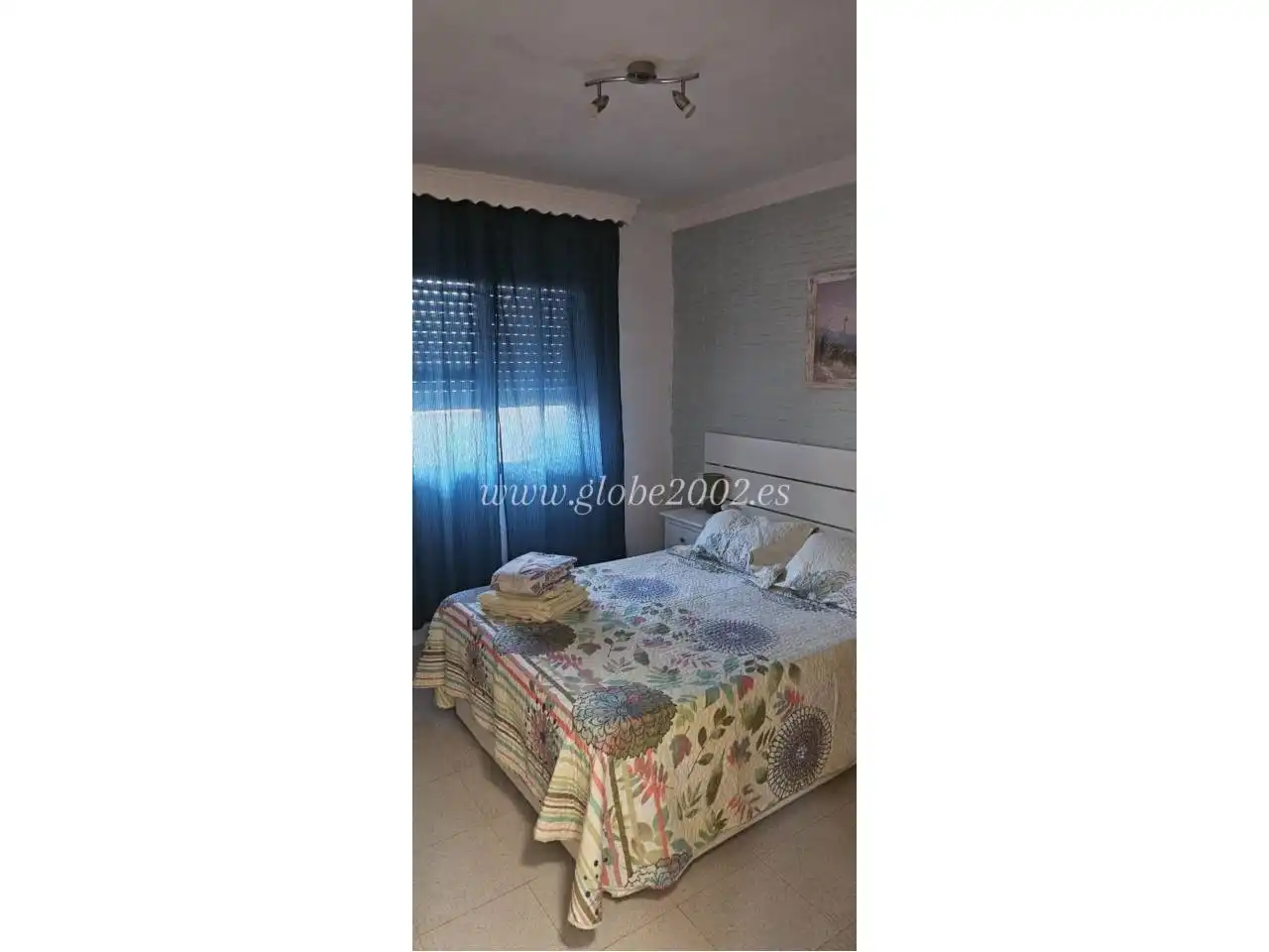 Habitación de Apartamento de alquiler en Chiclana de la Frontera con Aire acondicionado, Terraza y Amueblado