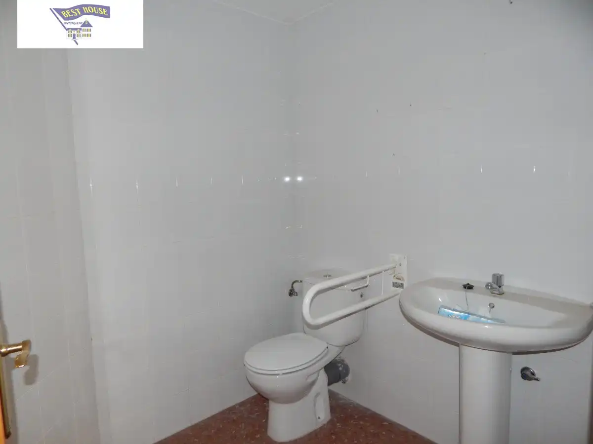 Business premises to rent in Sant Josep - Zona Hospital, imagen 15